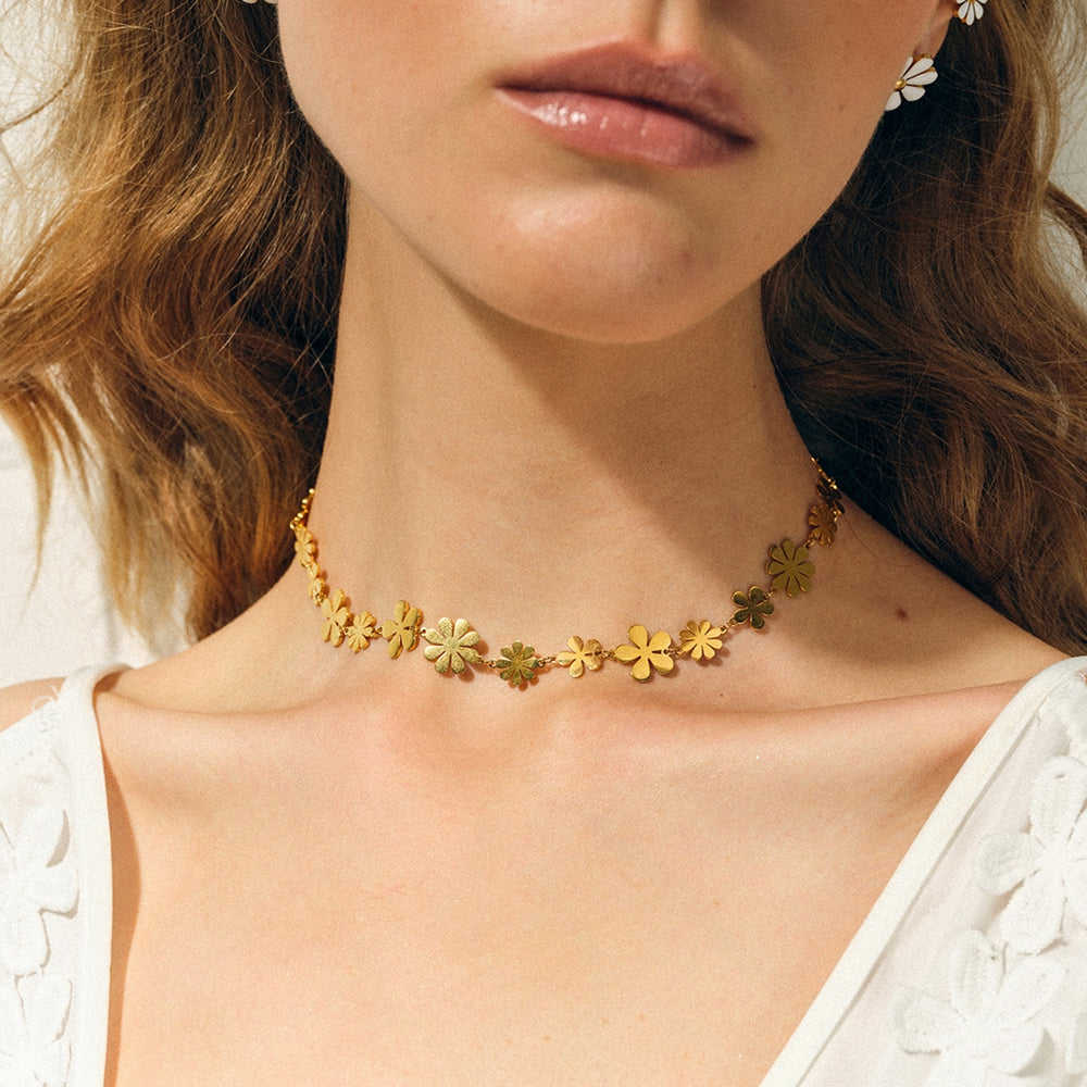 
                      
                        18K Gold-Plated Flower Necklace
                      
                    