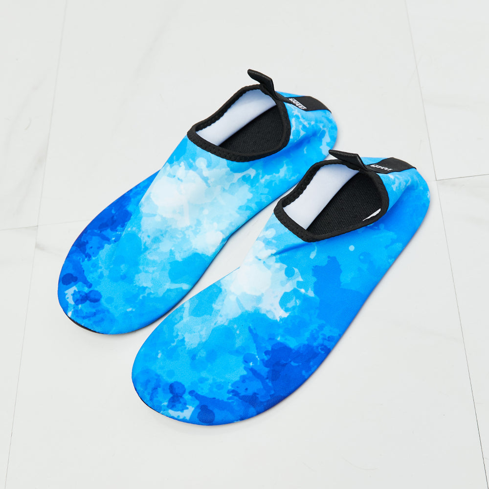 
                      
                        MMshoes On The Shore Water Shoes in Blue
                      
                    